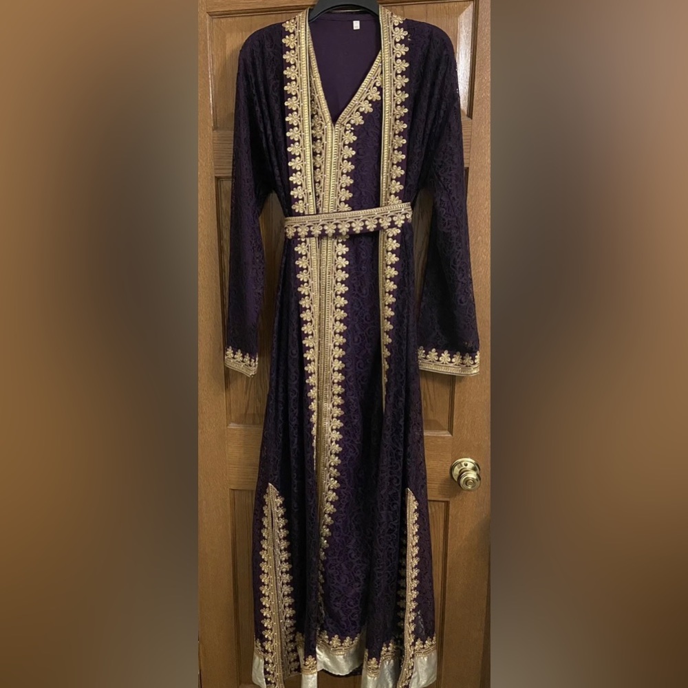 womens caftan kaftan dress; moroccan dress; dubai dress; palestinian Dress Thobe